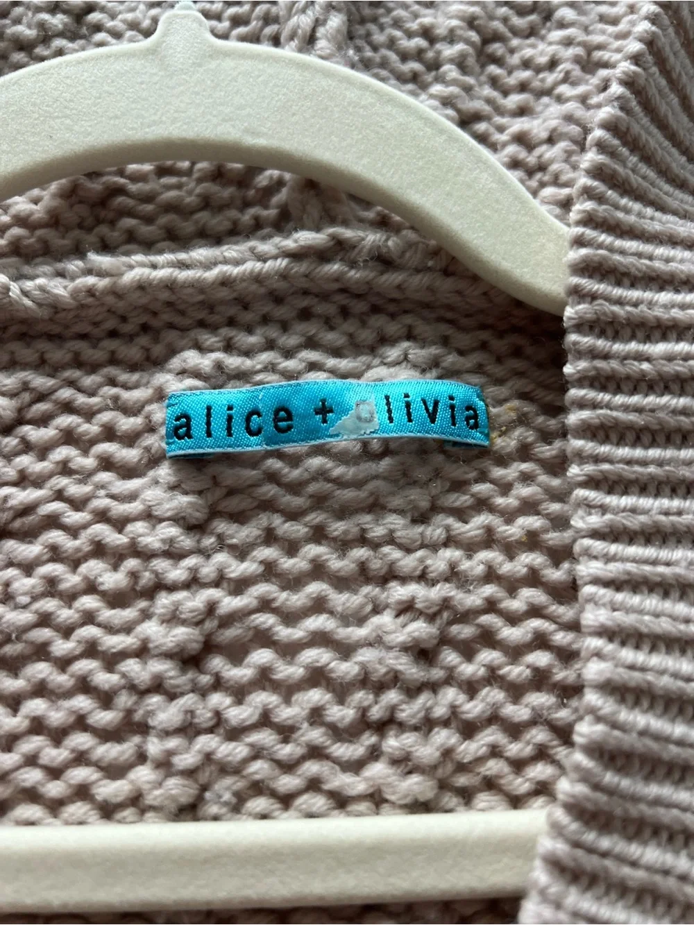 Alice + Olivia soft cable